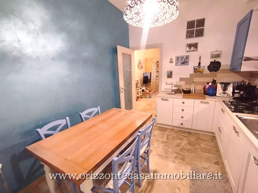 Immagine 10 di Appartamento in vendita  a Ascoli Piceno