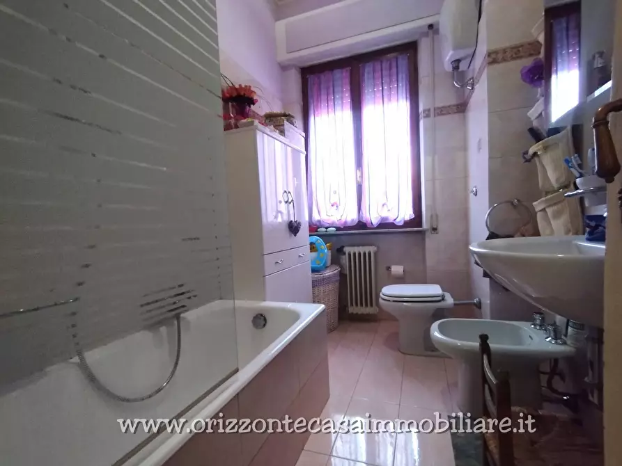 Immagine 22 di Appartamento in vendita  a Ascoli Piceno