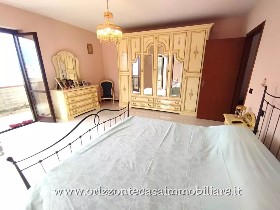 Immagine 30 di Villetta a schiera in vendita  a Folignano