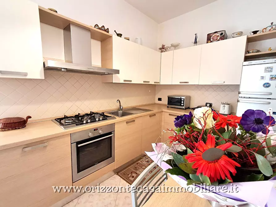 Immagine 10 di Appartamento in vendita  a Ascoli Piceno