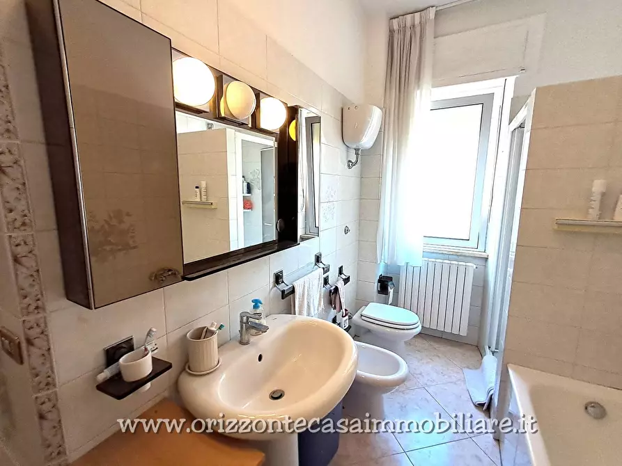 Immagine 20 di Appartamento in vendita  a Ascoli Piceno