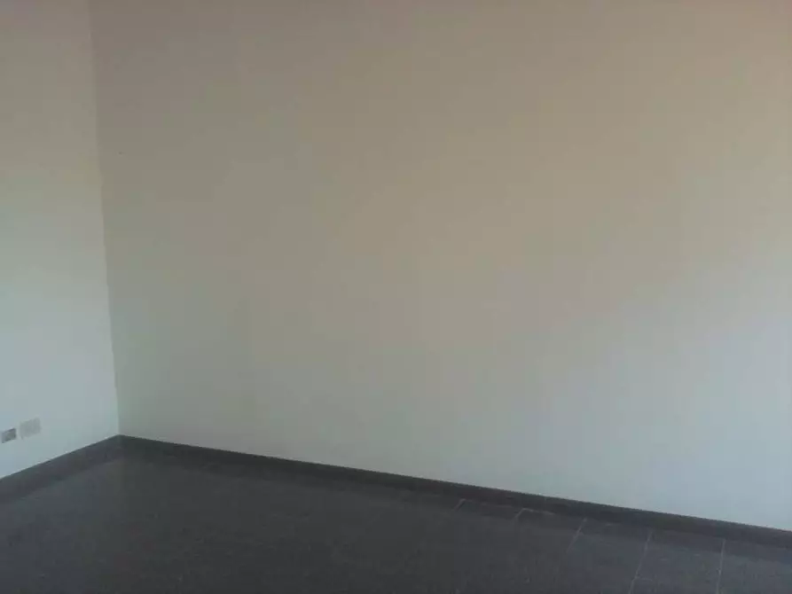 Immagine 12 di Ufficio in affitto  in Viale Palmiro Togliatti a Roma