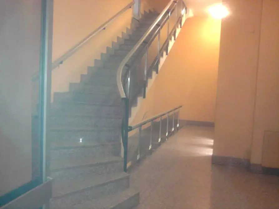 Immagine 17 di Ufficio in affitto  in Viale Palmiro Togliatti a Roma