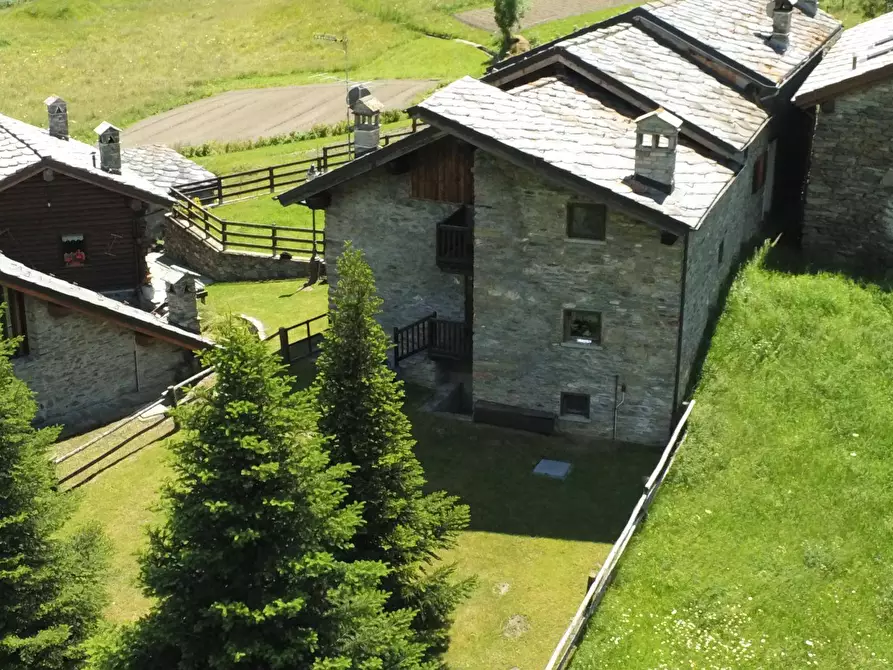 Immagine 1 di Casa bifamiliare in vendita  in Località Pra Comunal a Brusson