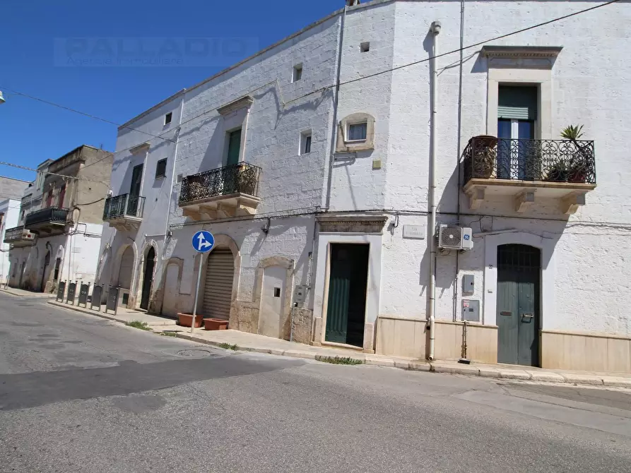 Immagine 1 di Casa indipendente in vendita  in Via Umberto I a Carovigno