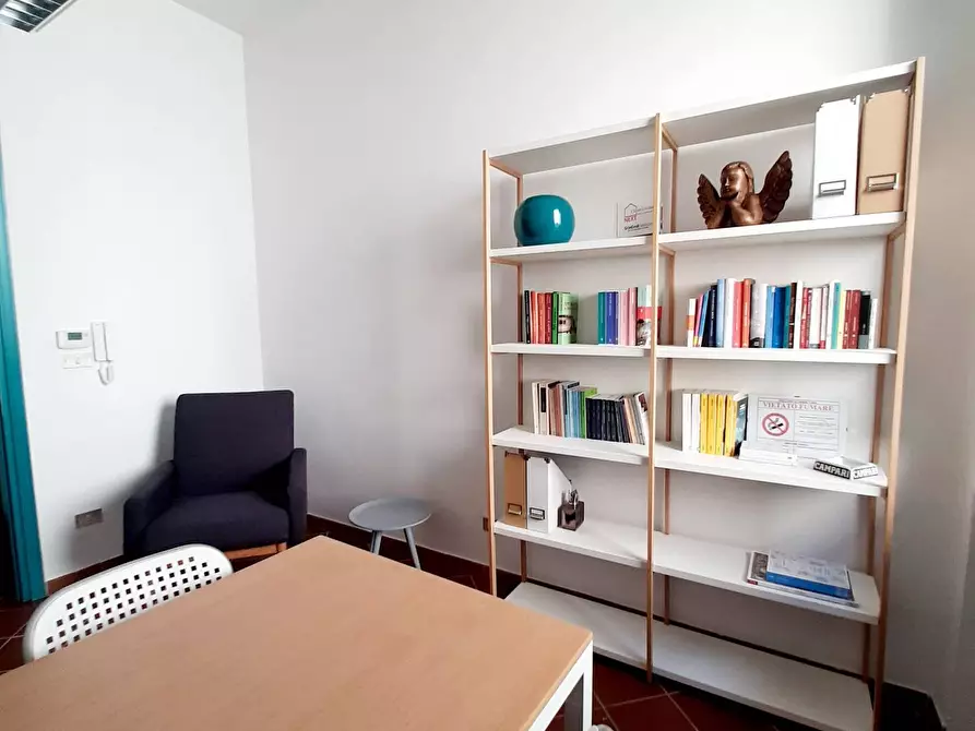 Immagine 6 di Laboratorio in affitto  in Via de Tillier a Aosta