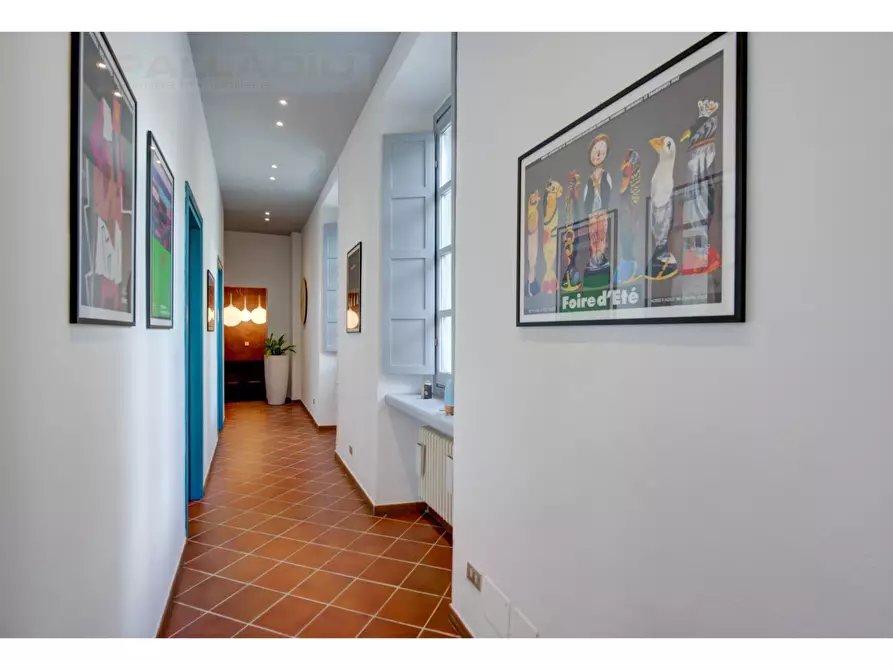 Immagine 3 di Laboratorio in affitto  in Via de Tillier a Aosta