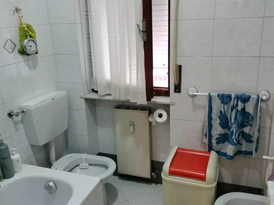 Immagine 10 di Appartamento in vendita  in Corso Cento Cannoni a Alessandria