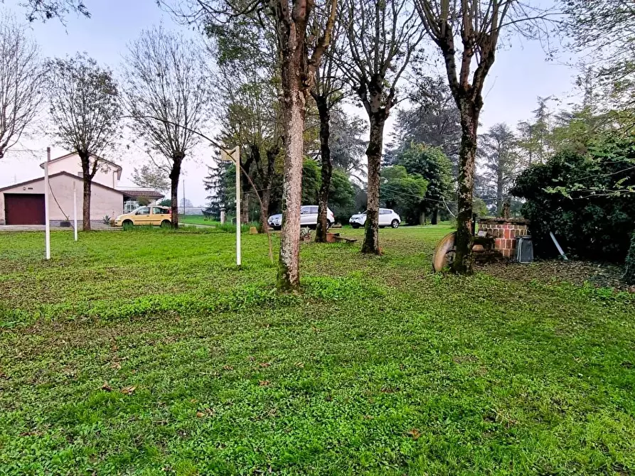 Immagine 10 di Villa in vendita  in strada cerca a Alessandria