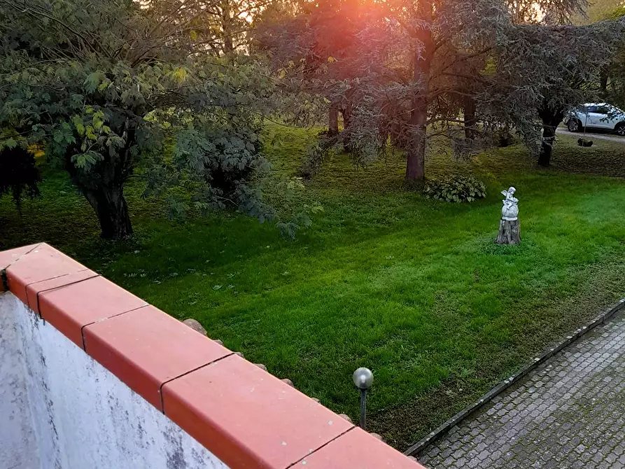 Immagine 29 di Villa in vendita  in strada cerca a Alessandria