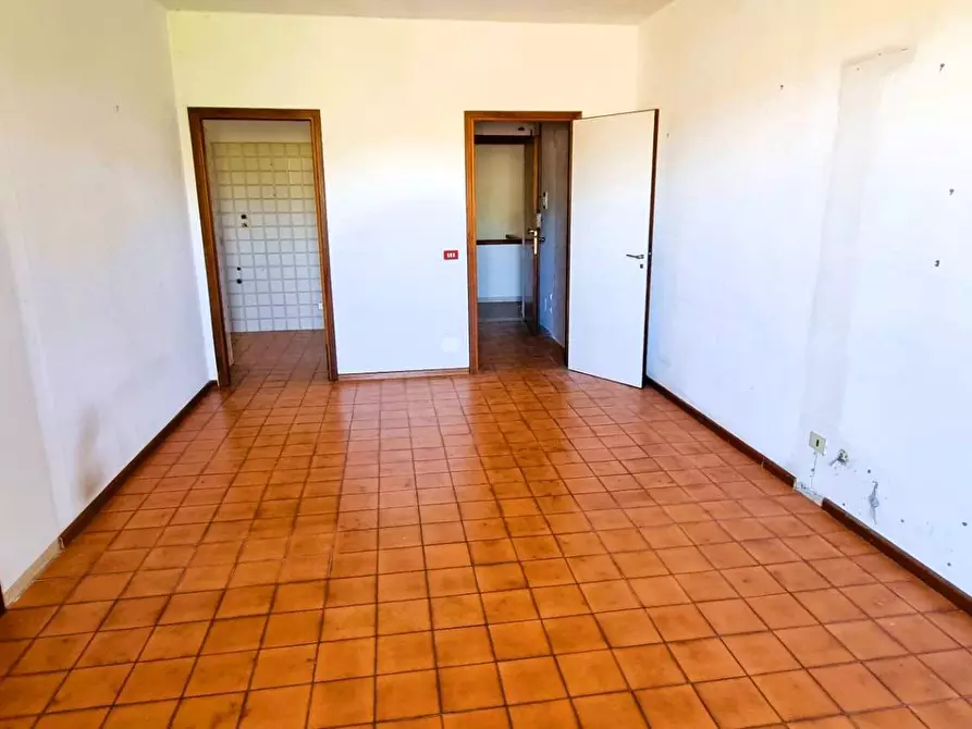 Immagine 6 di Appartamento in vendita  in valverde a Castelletto Monferrato