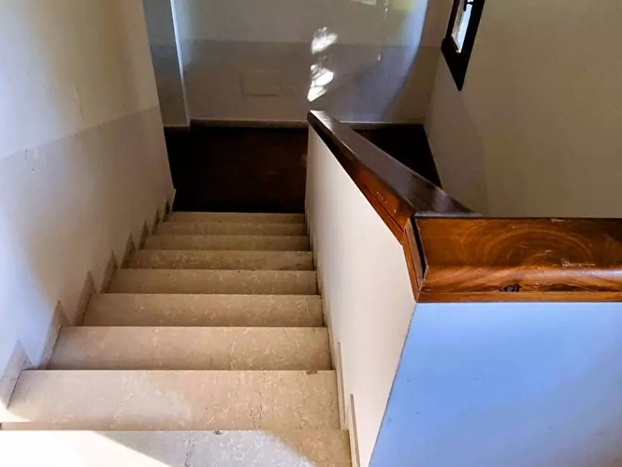 Immagine 5 di Appartamento in vendita  in valverde a Castelletto Monferrato