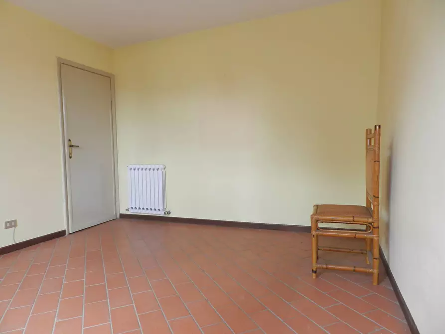 Immagine 23 di Casa semindipendente in vendita  a Lucca