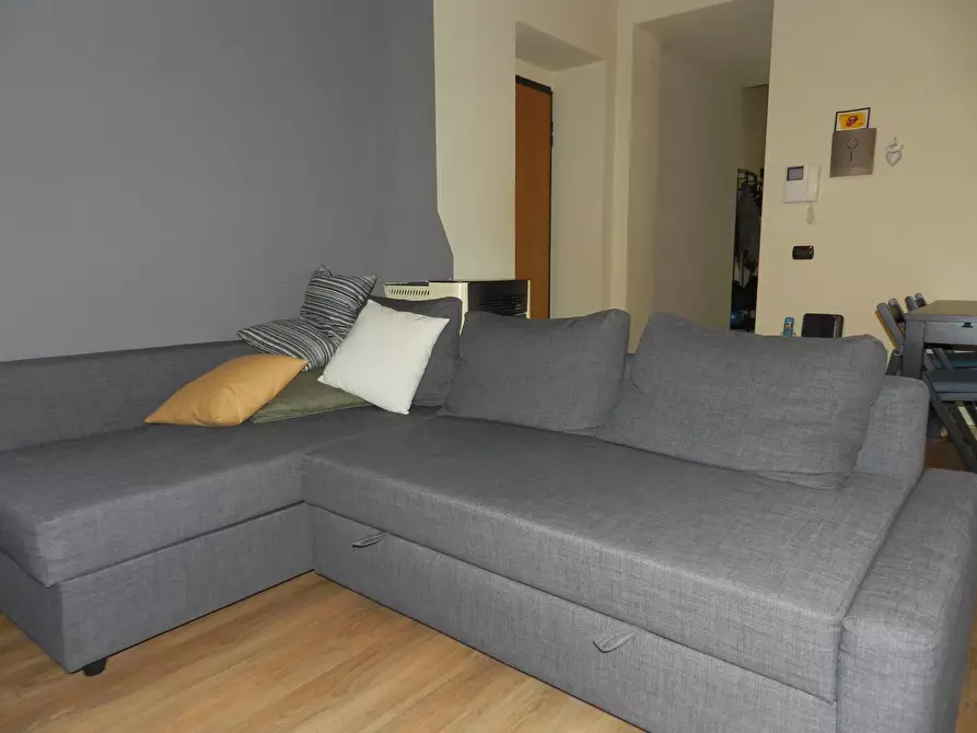 Immagine 7 di Appartamento in vendita  a Lucca