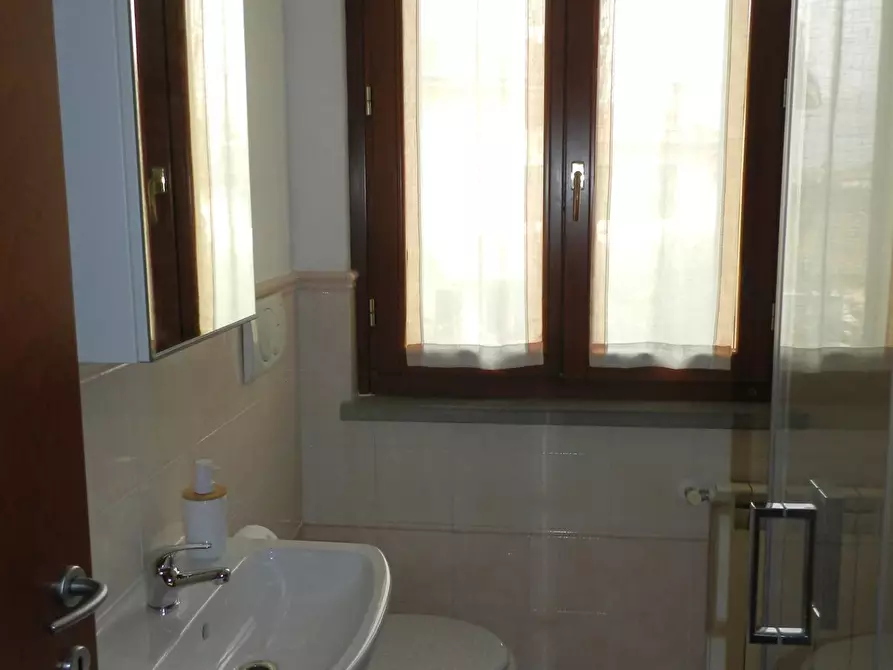 Immagine 19 di Appartamento in vendita  a Capannori