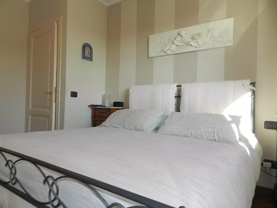 Immagine 21 di Villetta a schiera in vendita  a Lucca