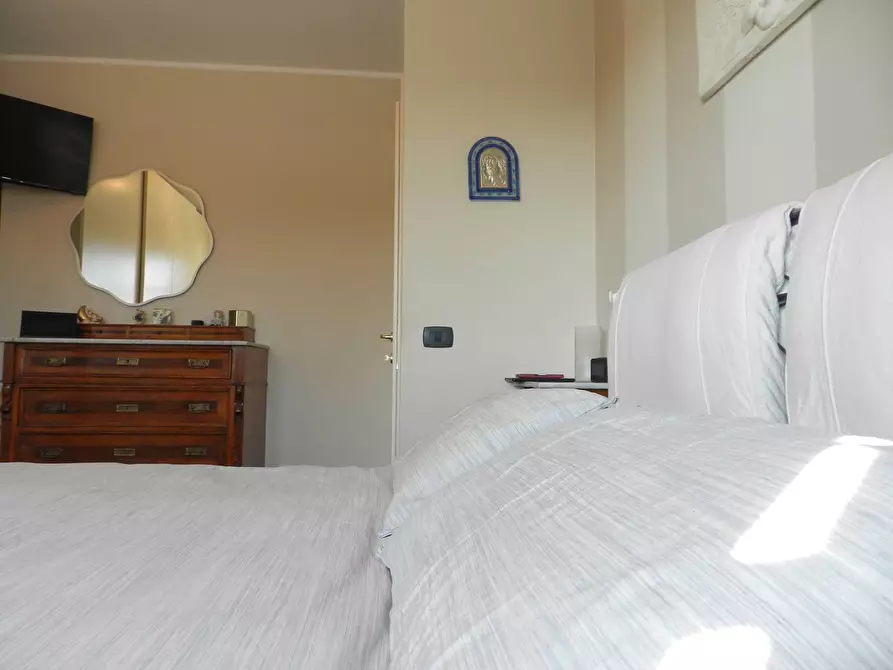 Immagine 22 di Villetta a schiera in vendita  a Lucca