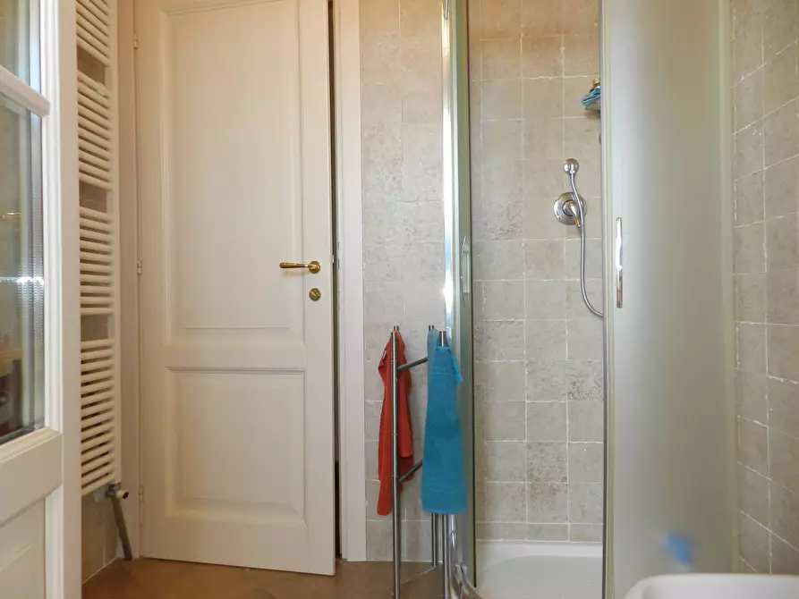 Immagine 27 di Villetta a schiera in vendita  a Lucca