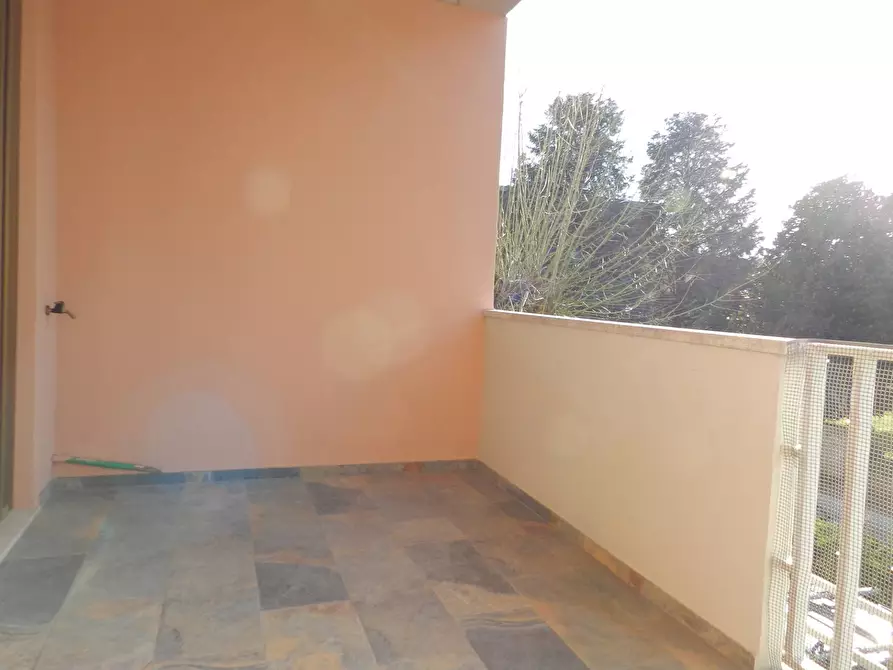 Immagine 1 di Appartamento in vendita  a Lucca