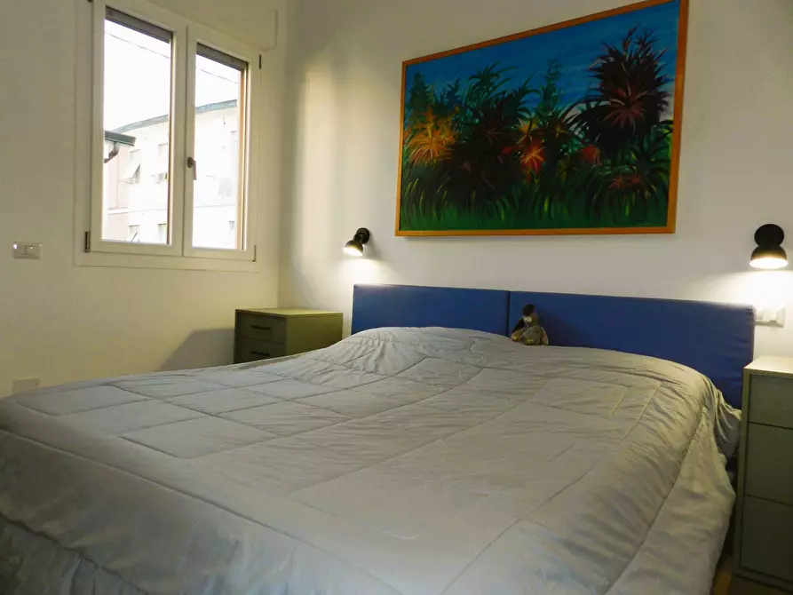 Immagine 18 di Appartamento in vendita  a Lucca