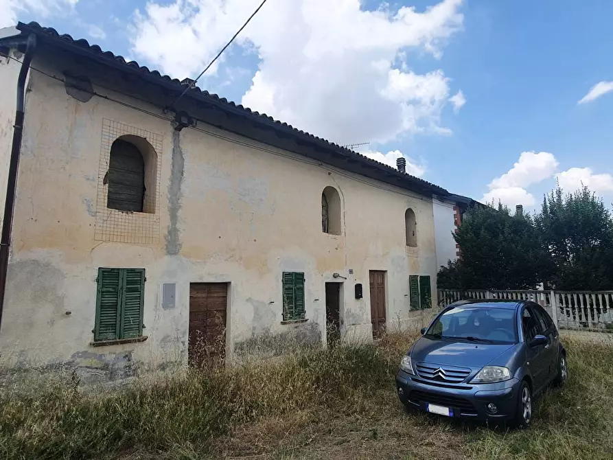 Immagine 1 di Casa indipendente in vendita  a Alessandria