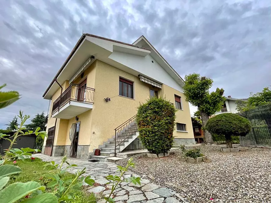Immagine 4 di Villa in vendita  a Alessandria