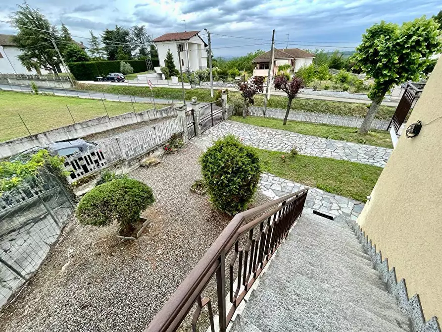 Immagine 12 di Villa in vendita  a Alessandria