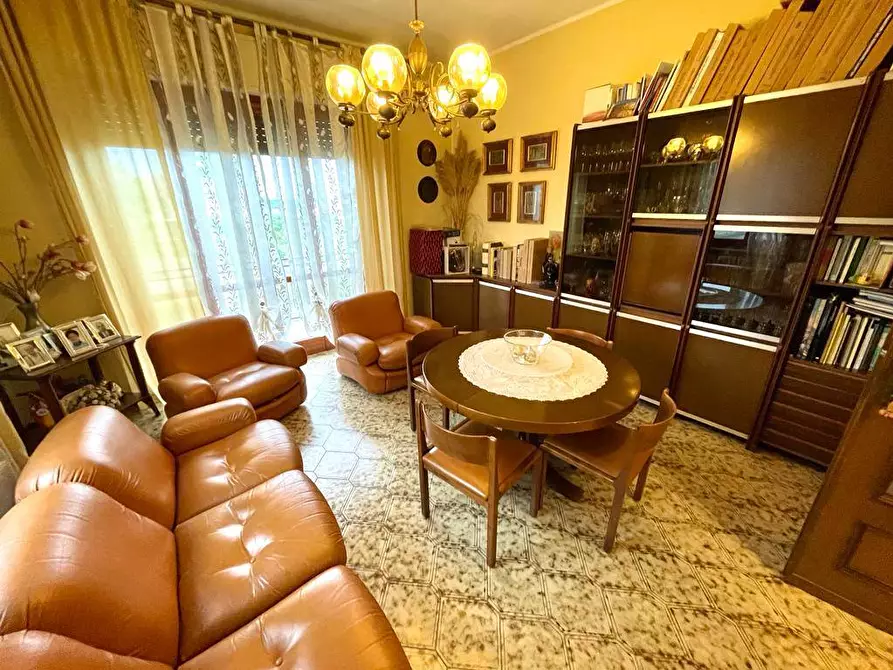 Immagine 19 di Villa in vendita  a Alessandria