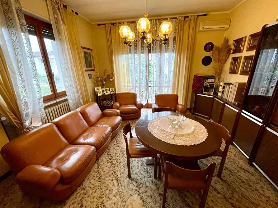 Immagine 20 di Villa in vendita  a Alessandria