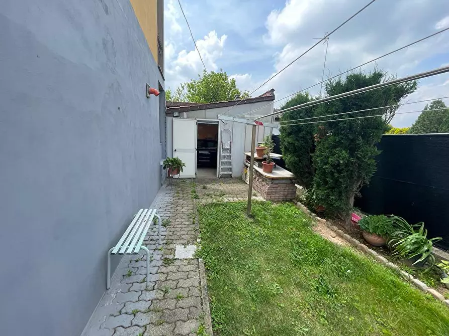 Immagine 10 di Casa indipendente in vendita  a Alessandria