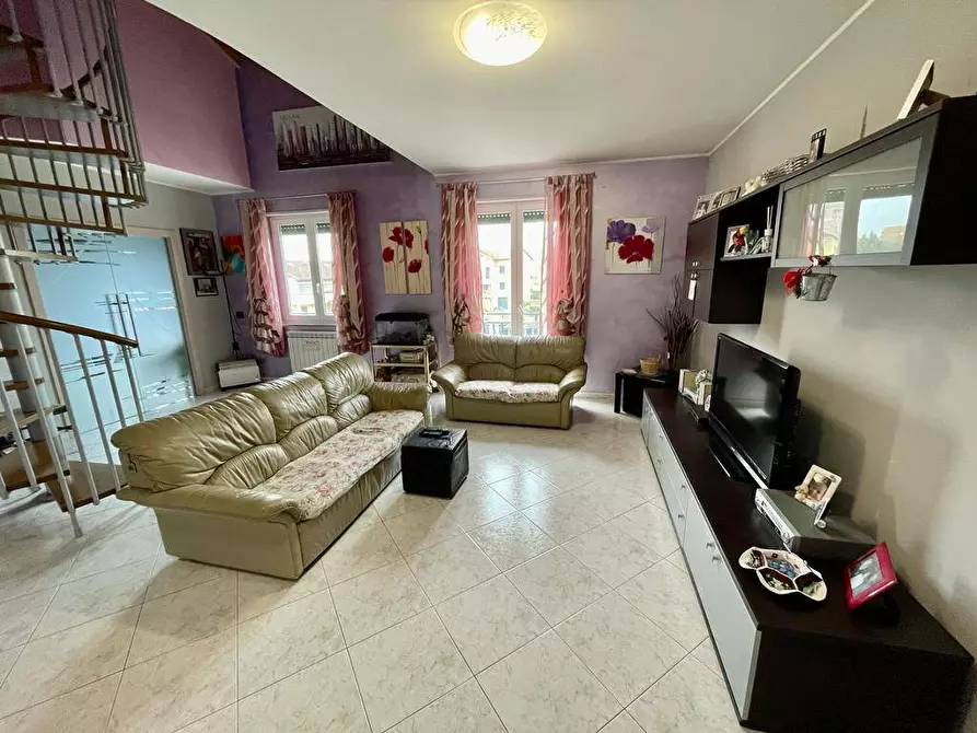 Immagine 4 di Appartamento in vendita  a Alessandria