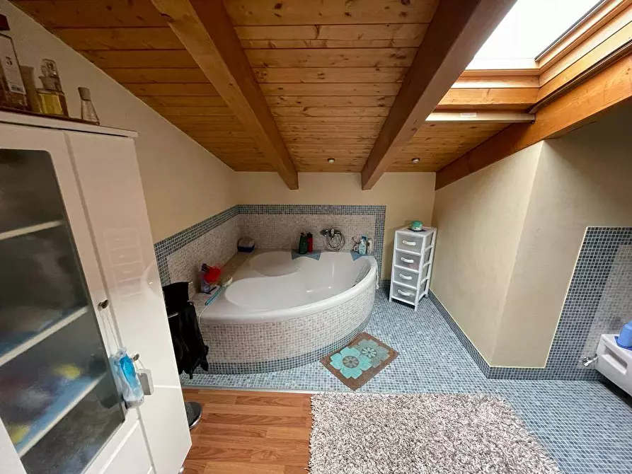 Immagine 25 di Appartamento in vendita  a Alessandria