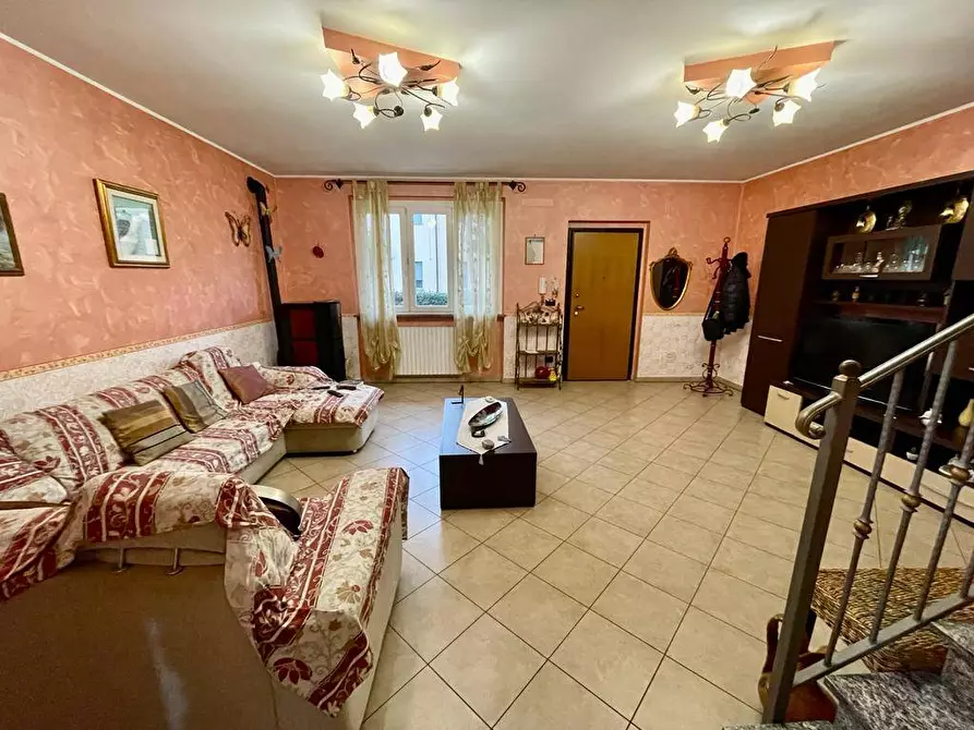 Immagine 6 di Villetta a schiera in vendita  a Alessandria