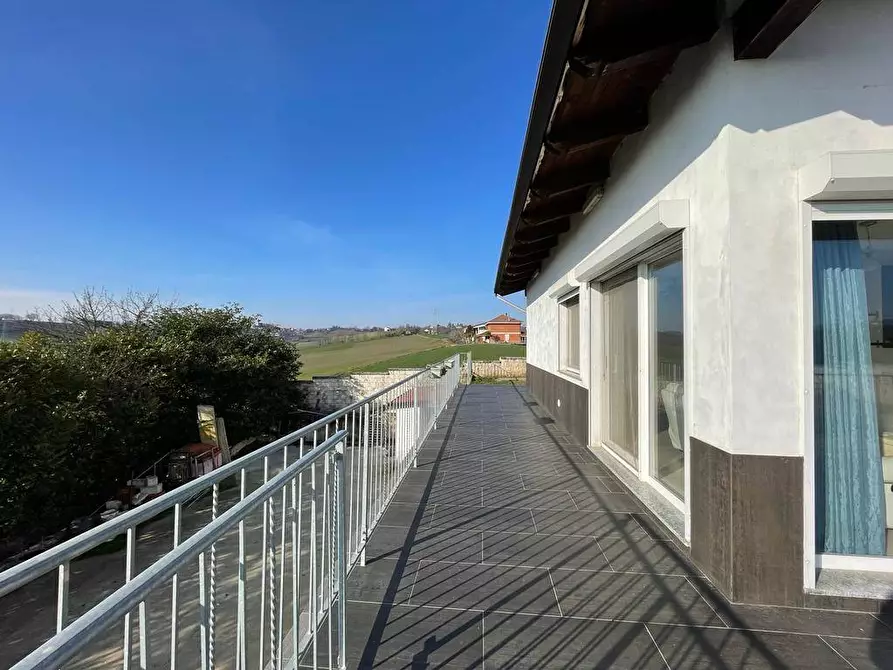 Immagine 11 di Villa in vendita  a San Salvatore Monferrato