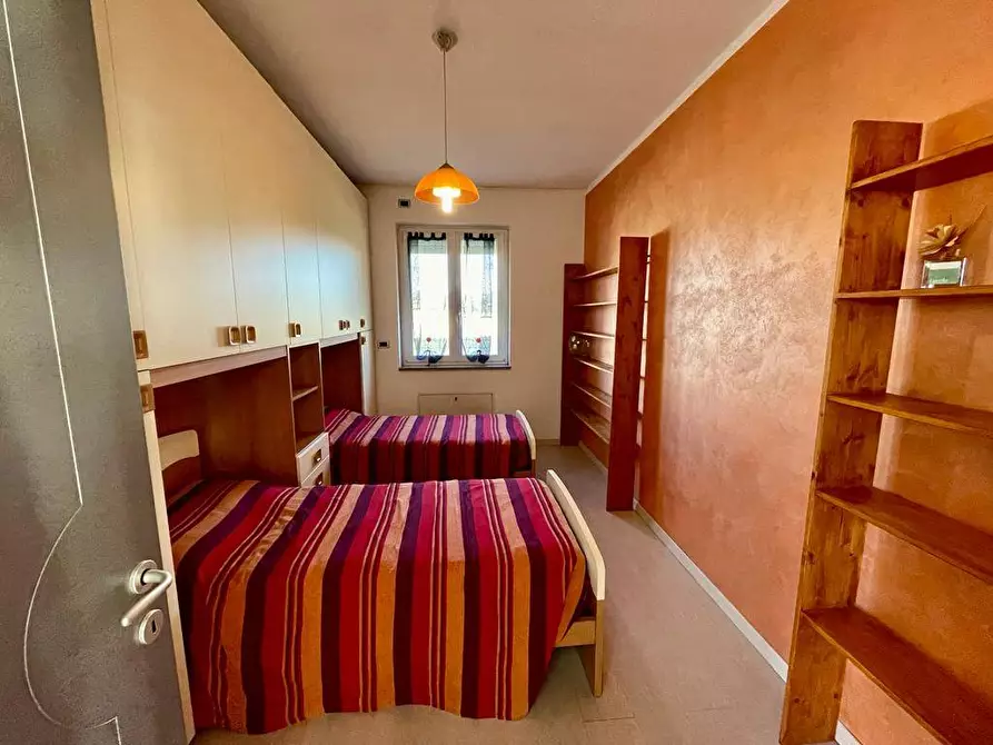 Immagine 14 di Villa in vendita  a San Salvatore Monferrato