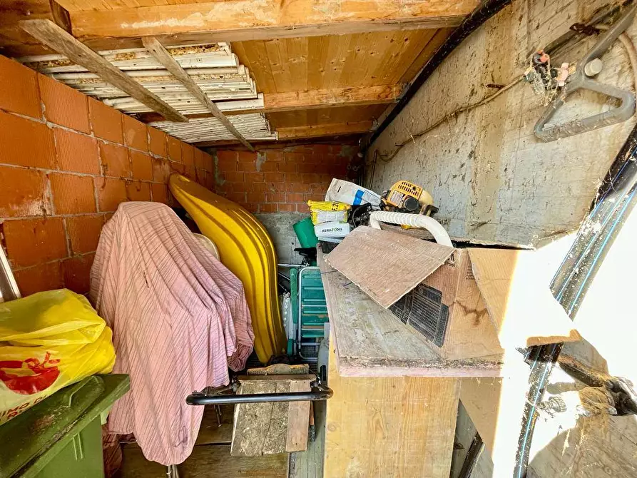 Immagine 27 di Villa in vendita  a San Salvatore Monferrato