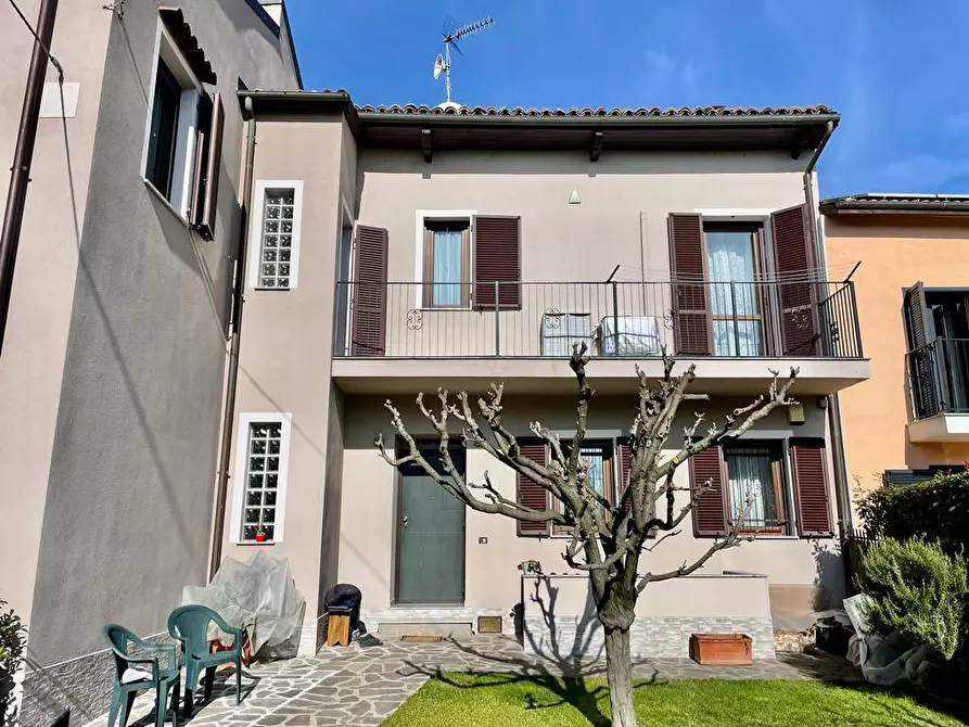 Immagine 3 di Casa indipendente in vendita  a Alessandria