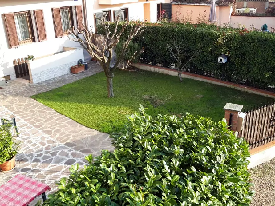 Immagine 30 di Casa indipendente in vendita  a Alessandria