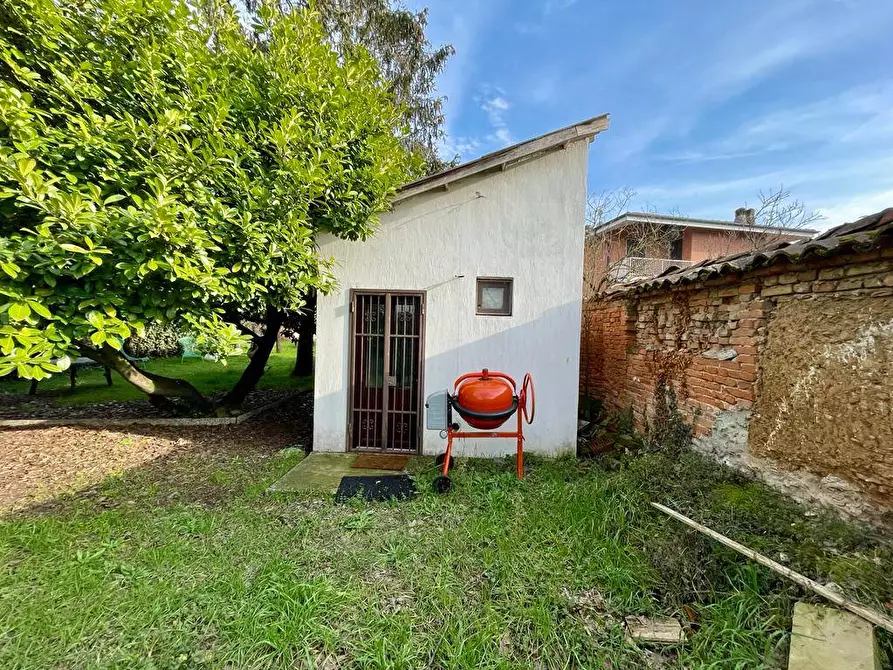 Immagine 3 di Casa indipendente in vendita  a Alessandria