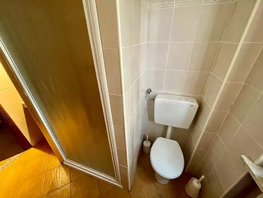 Immagine 19 di Casa indipendente in vendita  a Alessandria