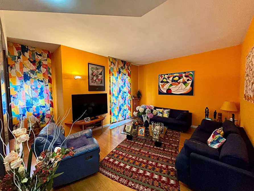 Immagine 1 di Appartamento in vendita  a Alessandria