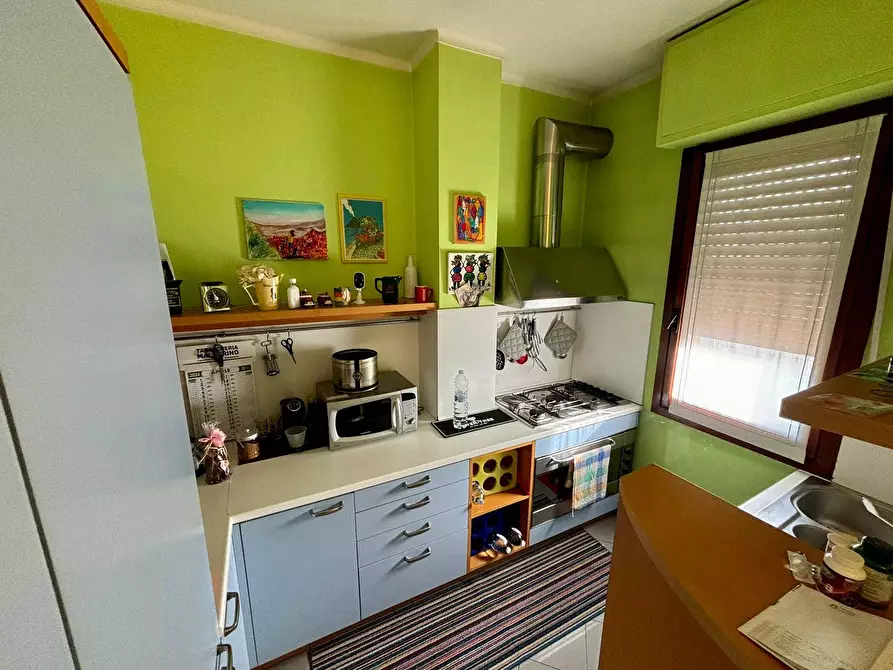 Immagine 5 di Appartamento in vendita  a Alessandria