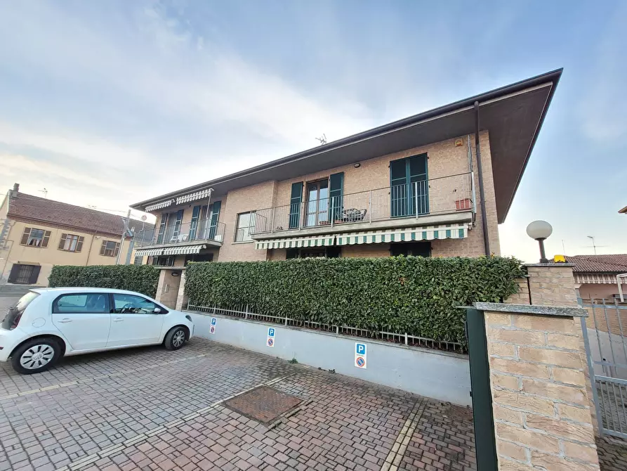 Immagine 2 di Appartamento in vendita  a Alessandria