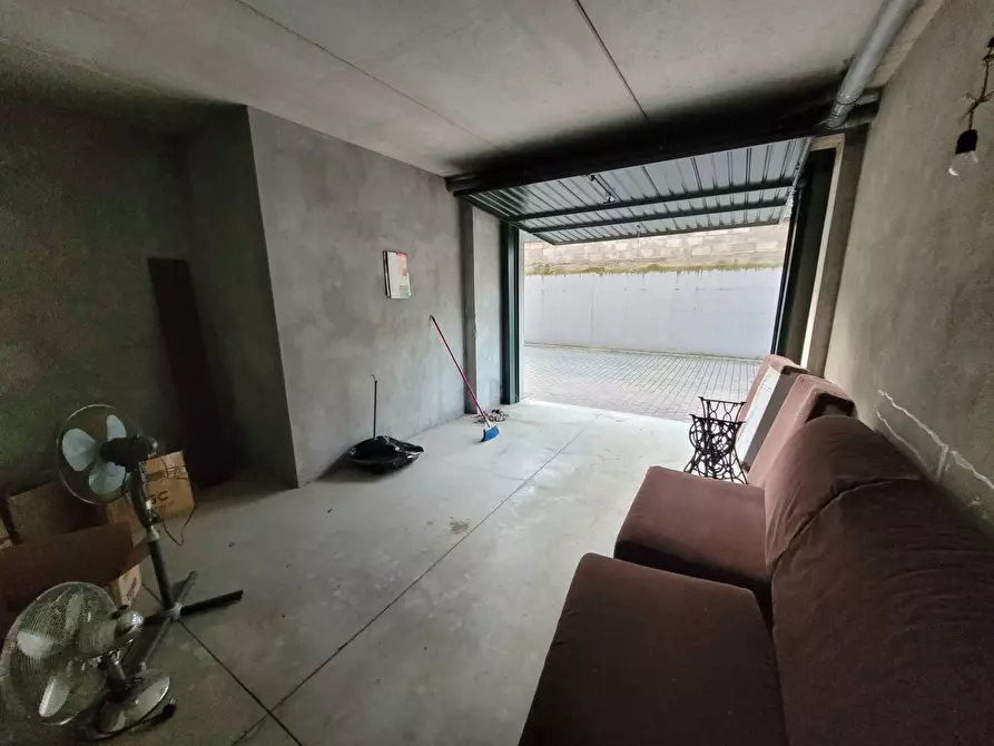 Immagine 15 di Appartamento in vendita  a Alessandria