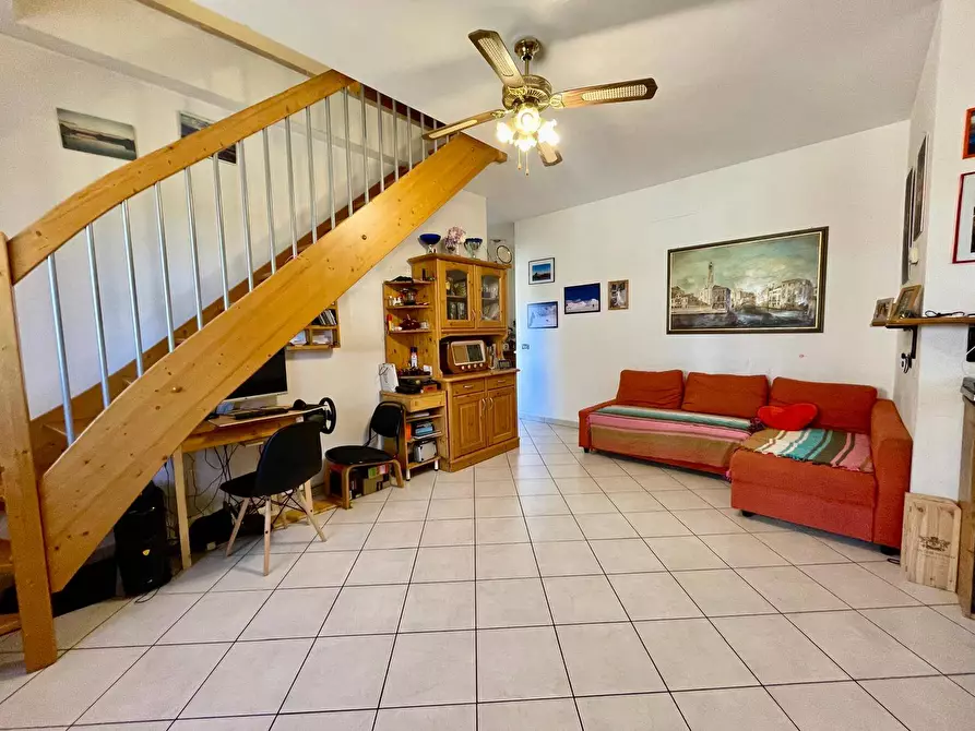 Immagine 8 di Appartamento in vendita  a Alessandria