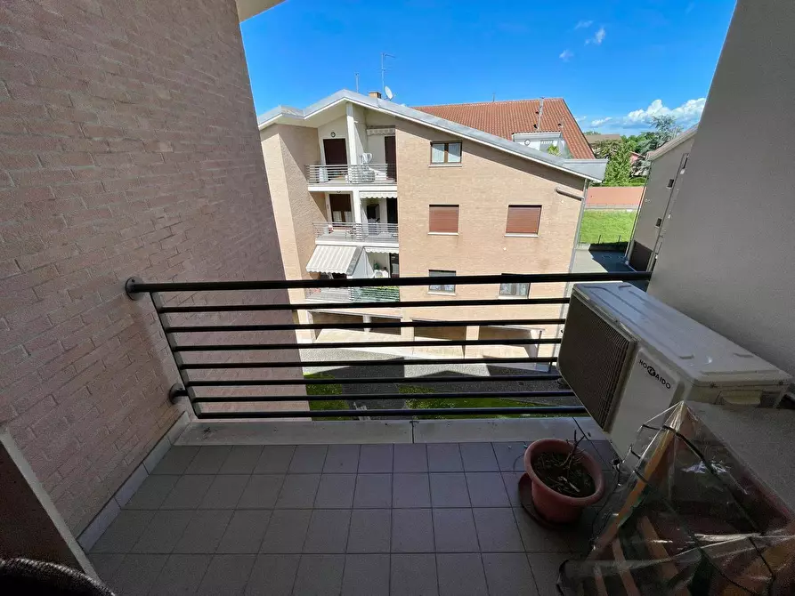 Immagine 21 di Appartamento in vendita  a Alessandria