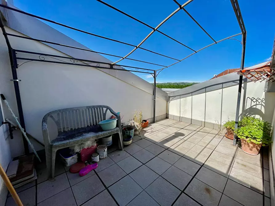 Immagine 25 di Appartamento in vendita  a Alessandria