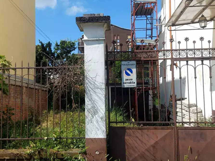 Immagine 4 di Casa indipendente in vendita  a Alessandria