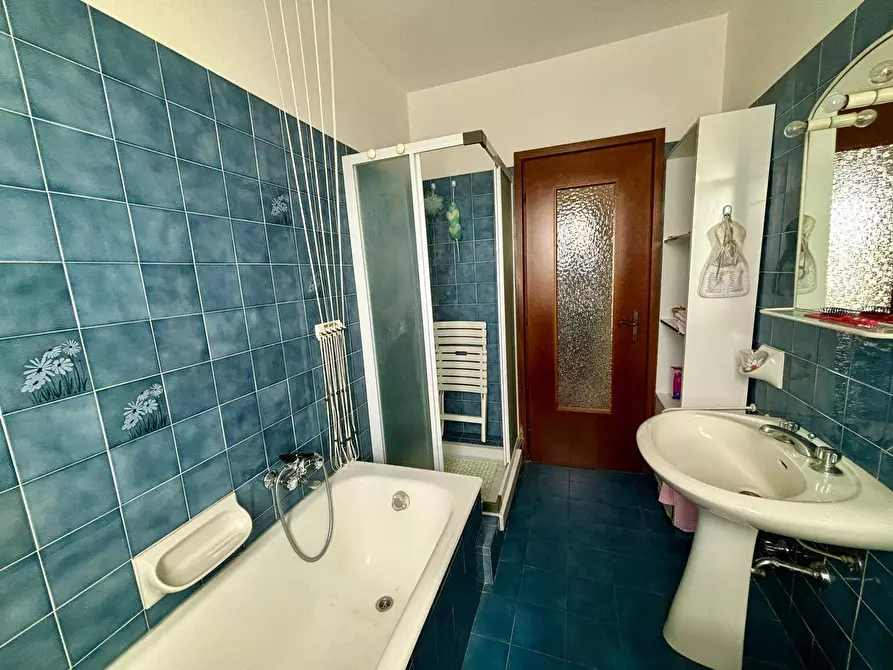 Immagine 10 di Appartamento in vendita  a Alessandria