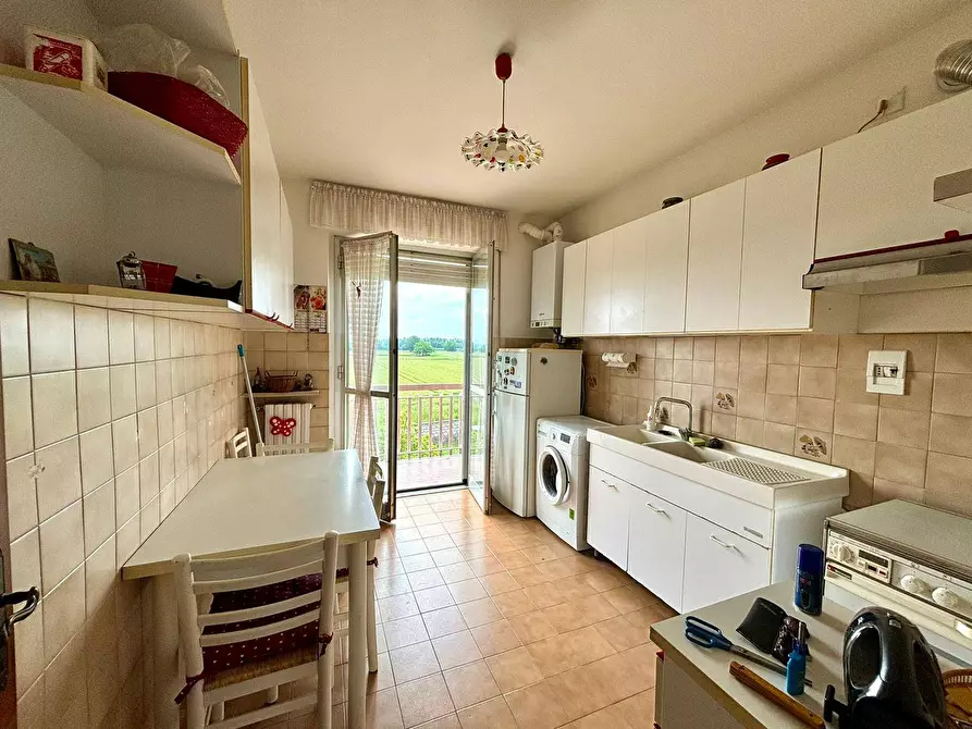 Immagine 5 di Appartamento in vendita  a Alessandria